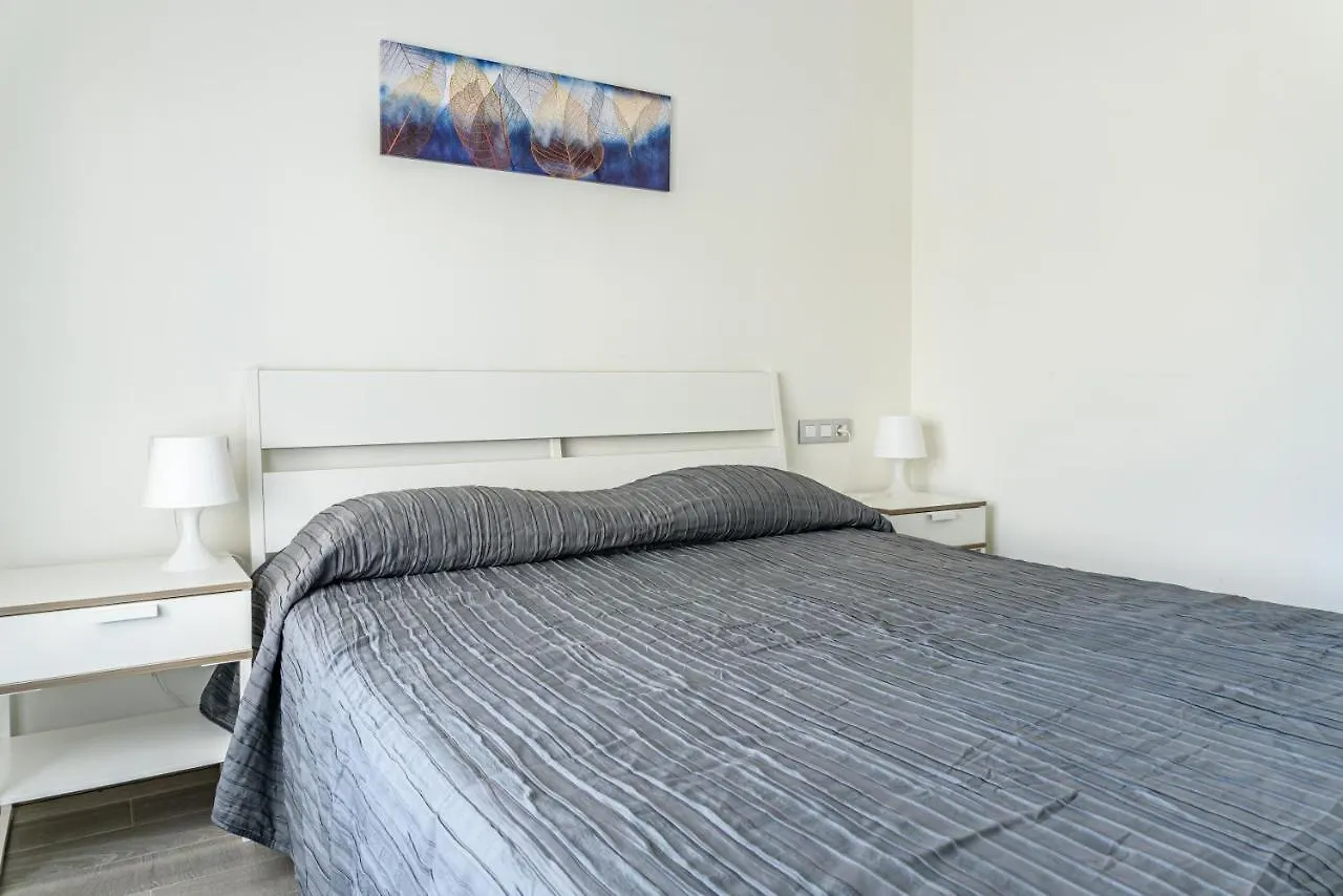 Modern Apartment In Residential Complex With Pools Costa De Antigua